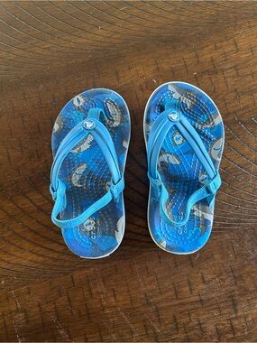 Carter's Blue Shark Print Toddler Flip-Flop Sandals